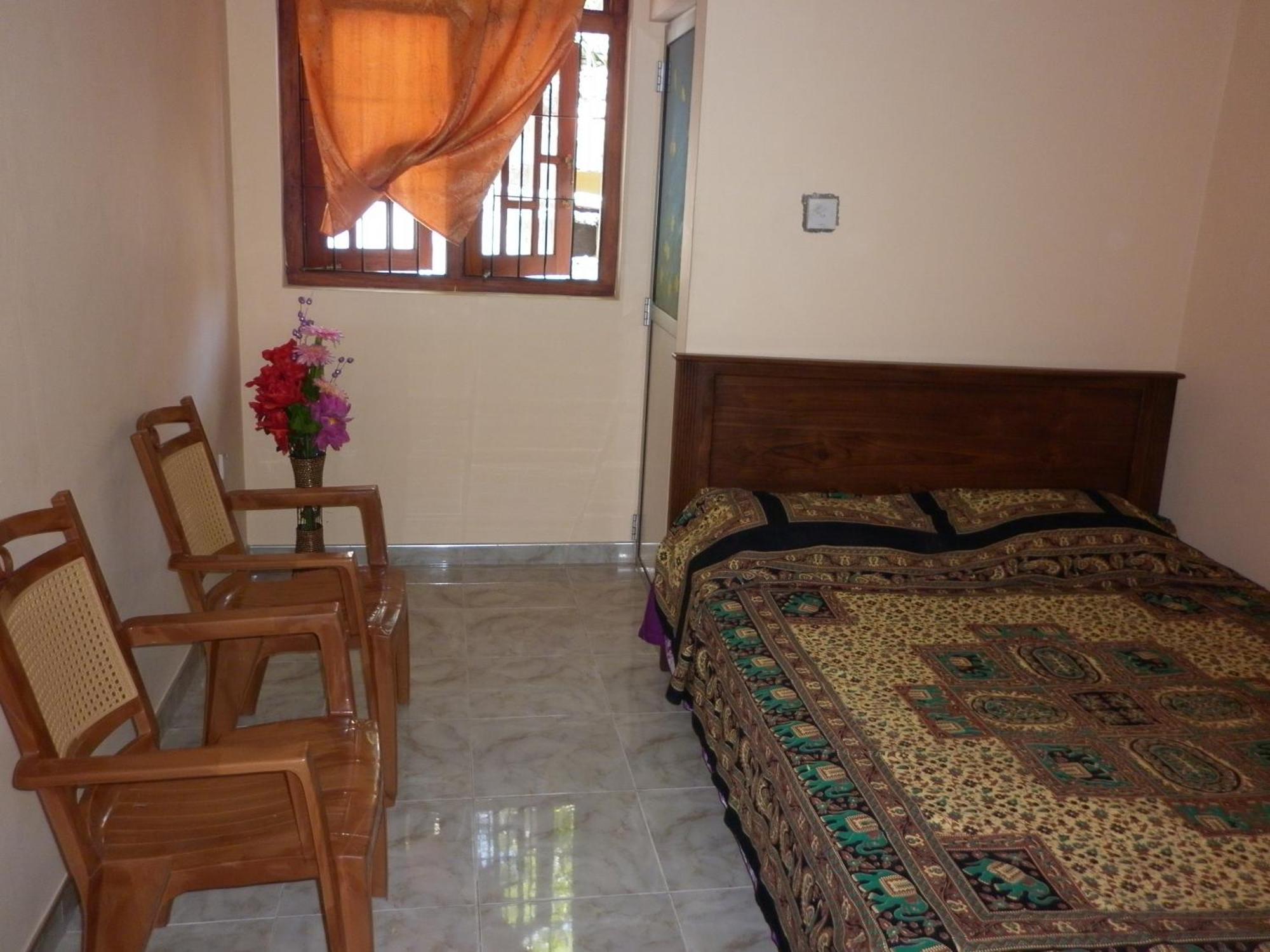 Seetha'S Hostel Negombo Exterior photo